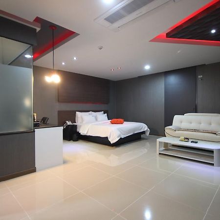 Hotel Well Busan Esterno foto